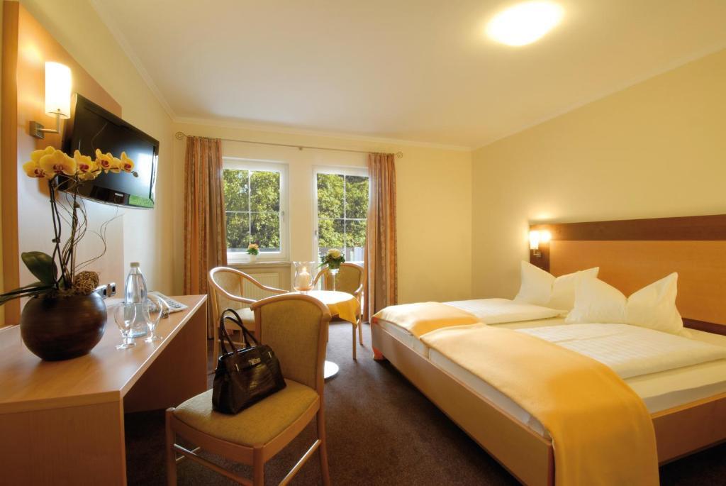 Bb Haus Neugebauer Garni Hotel Geisenheim Ruang foto